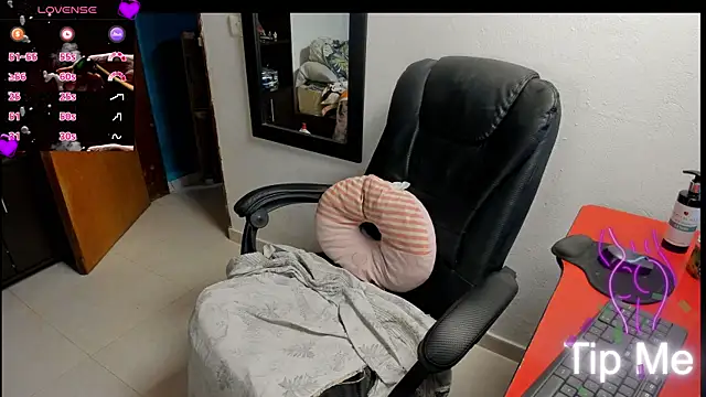 peanut_tangerine webcam