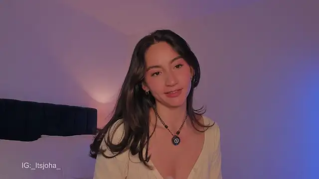 Lovinggirl_
