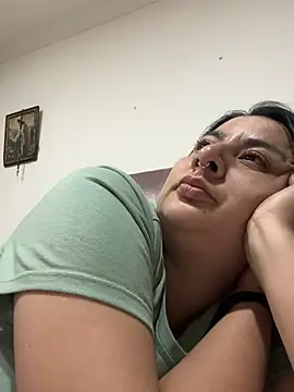 Abril_Luv webcam