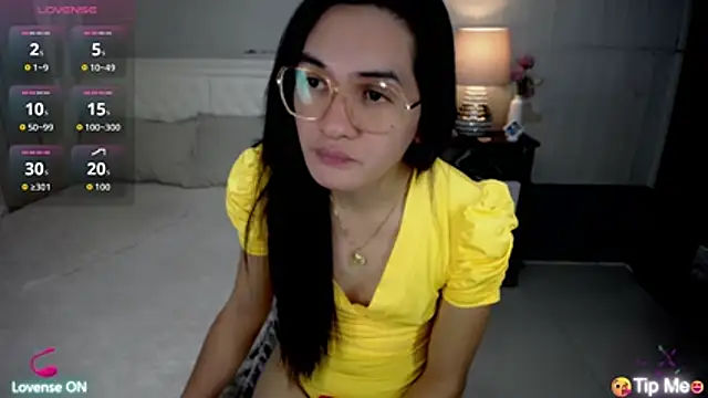 AsianSweetHeartxX webcam