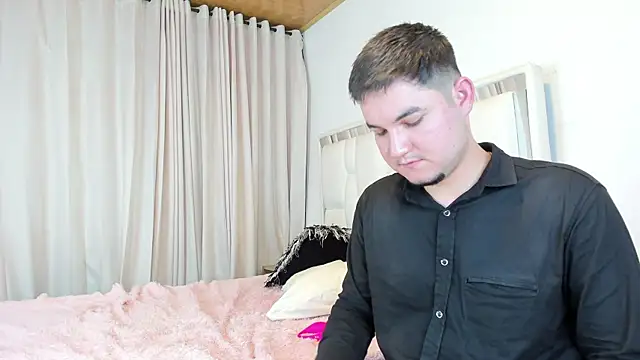 CameronyMartinn webcam