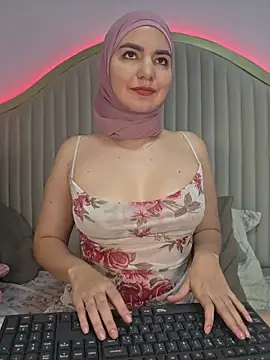 dalilasaadi_ webcam