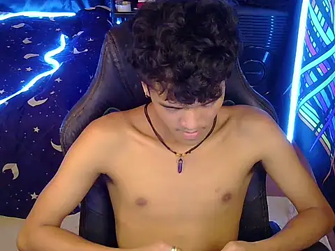 hugekenbigcock webcam