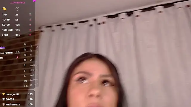 Salome_Cherie webcam
