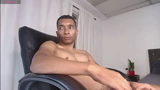 Aaronblack1_ webcam