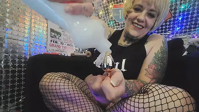 Hunniebunnie78 webcam
