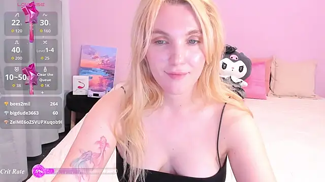 Fluffy_Monica webcam