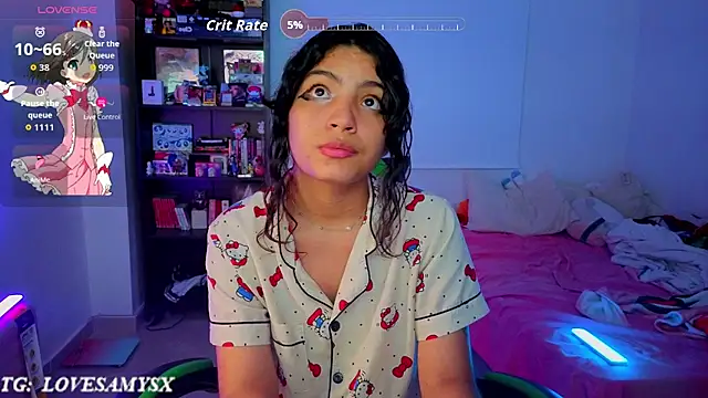 Lovelyamyy webcam