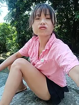Linda-yiyi webcam