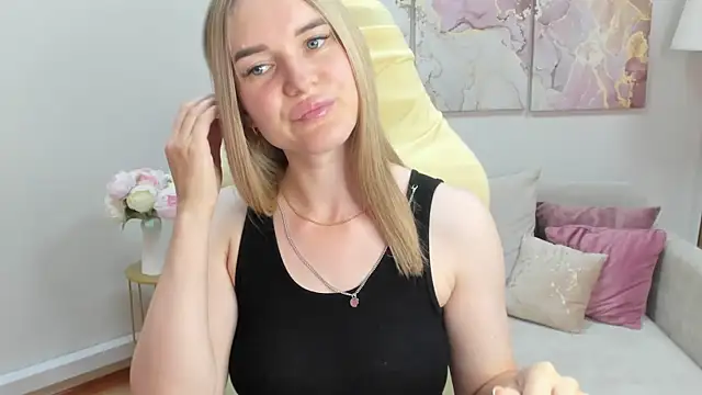 RoxyReignn webcam
