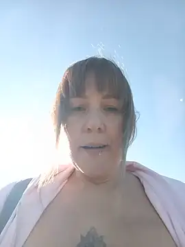angel_eyes_dark_mind (F milf) - Topless + control 3m last Tipper