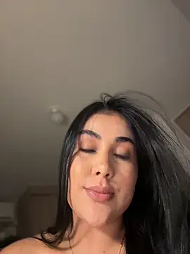 adrianalobo webcam