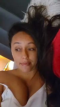 SaharaGarcia__ webcam