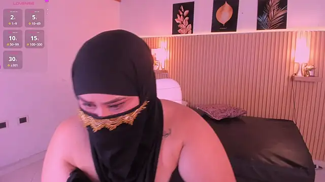 samanee_konn webcam