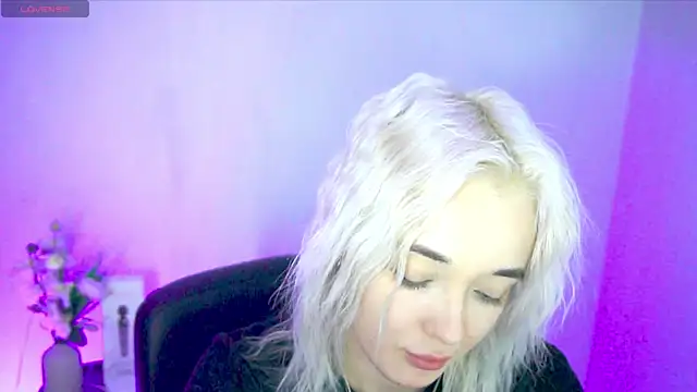 Ashley_S webcam