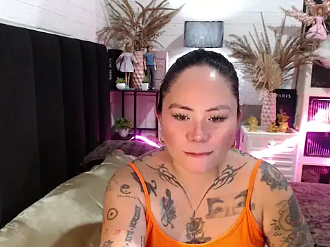 EstellaStarXxx webcam