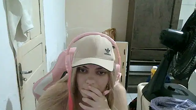 Angel_Ristoww webcam