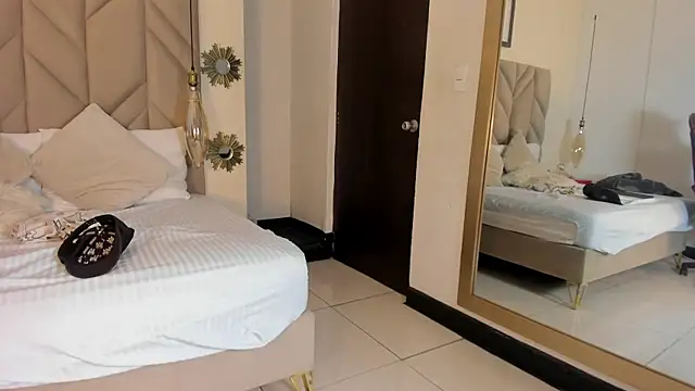 LucasThomson_ webcam