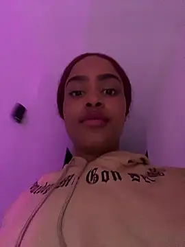 Ayla_Noir webcam