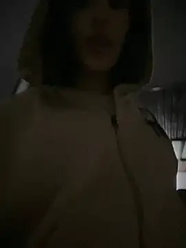 AlanaMartinez_Pinkk webcam