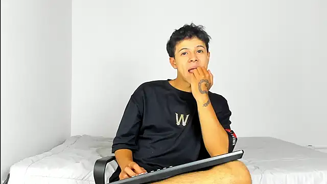 _Alex_Colton webcam