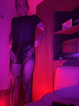 i_am_nina_ webcam