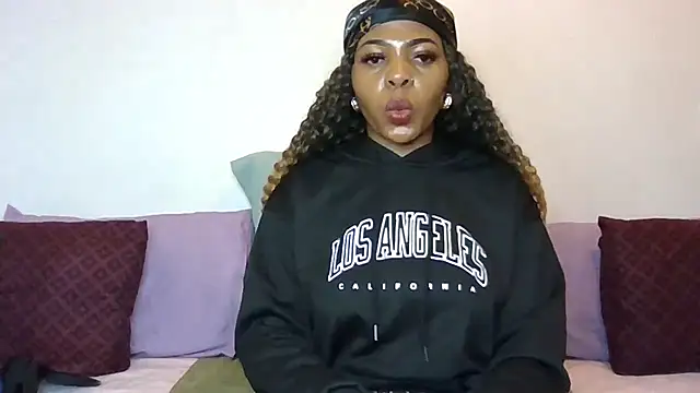 DiamondLuv29 webcam