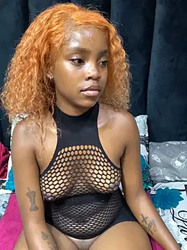 Littlebunny33 webcam