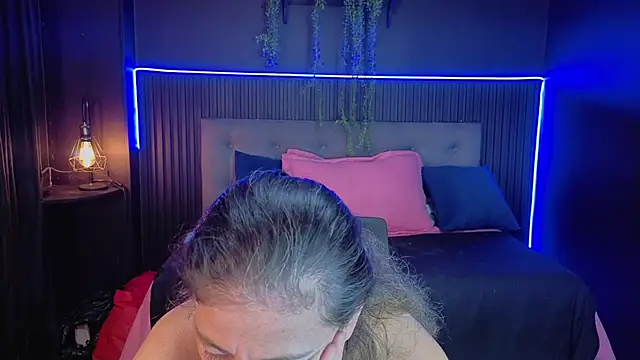 sasi_luna webcam