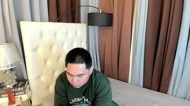 davincihugecock webcam