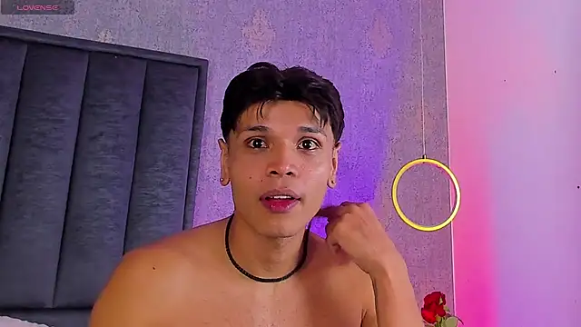 Alejandroo_Montenegro webcam