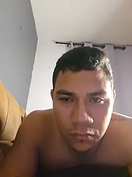 Alejandroxxxof webcam