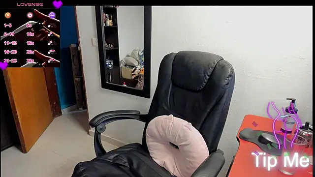 peanut_tangerine webcam