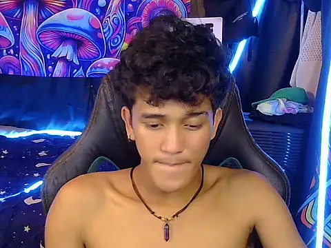 hugekenbigcock webcam