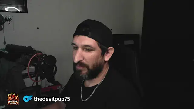 DevilPup75_ webcam