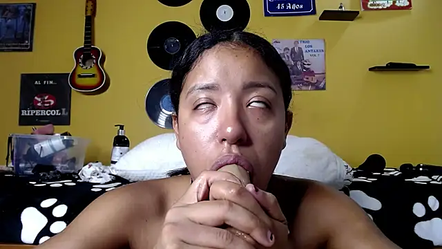 lilithevil32 webcam