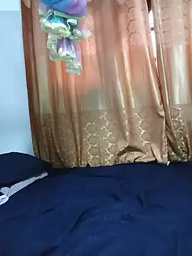 Amisha-35 webcam