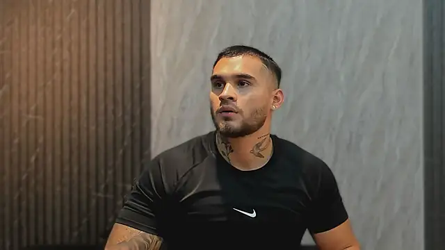 thesituationsj live cam on StripChat