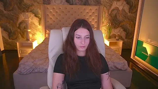 VikVikLove webcam