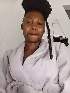 Sweethoneypot25 webcam