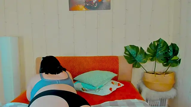 Blossom_Soniya webcam