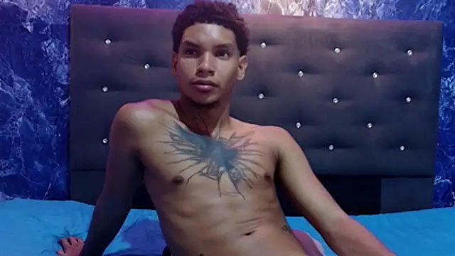 kai_storm77 webcam