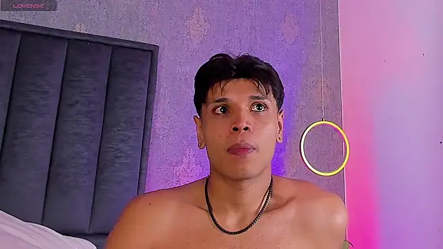 Alejandroo_Montenegro webcam