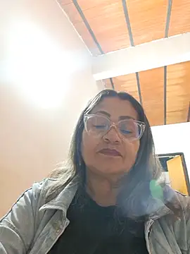vickyfox_ - Vickyfox_'s free webcam - UK Sex Cams