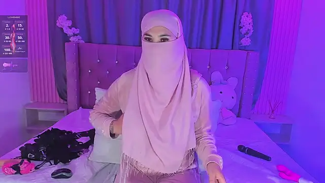 Nayla-Mouna webcam