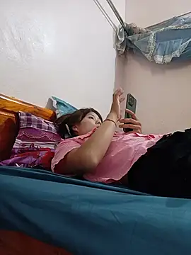 Linda-yiyi webcam