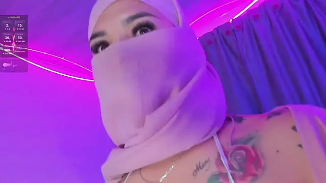 Nayla-Mouna webcam