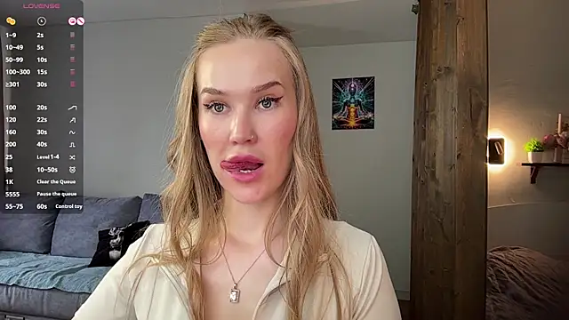 LustfulDiana webcam