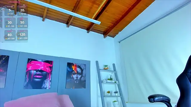AlessiaMarcu- webcam