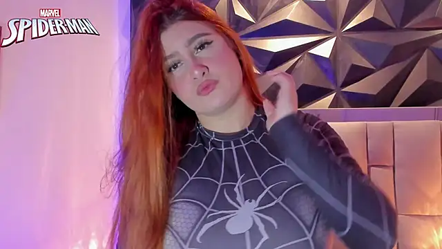 megan_whitee__ webcam